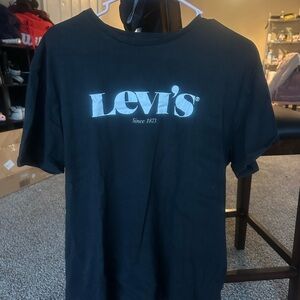 Levi's Black Short Sleeve Tee